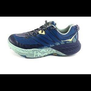 Hoka Speedgoat 3